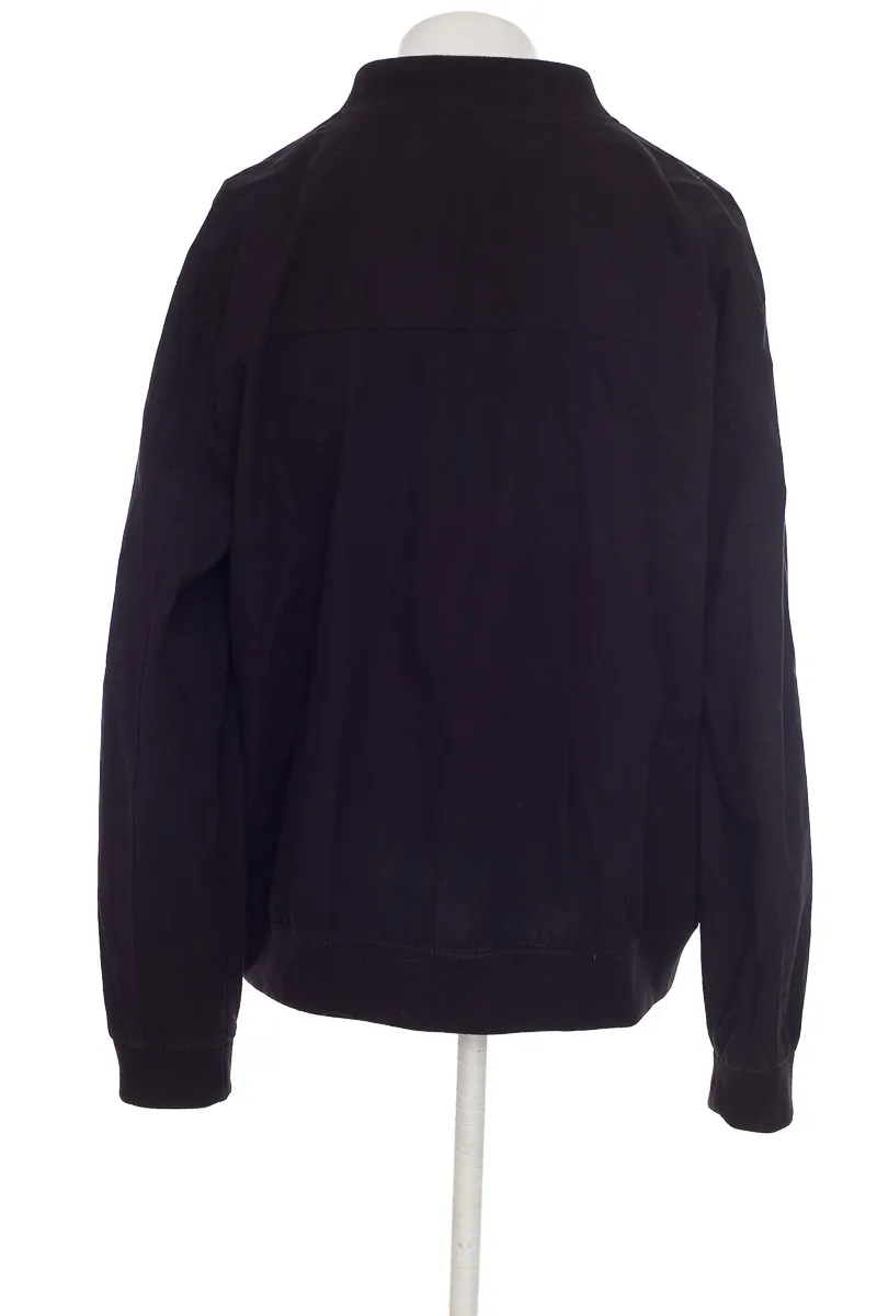 CHAQUETA COLOR NEGRO  PATPRIMO