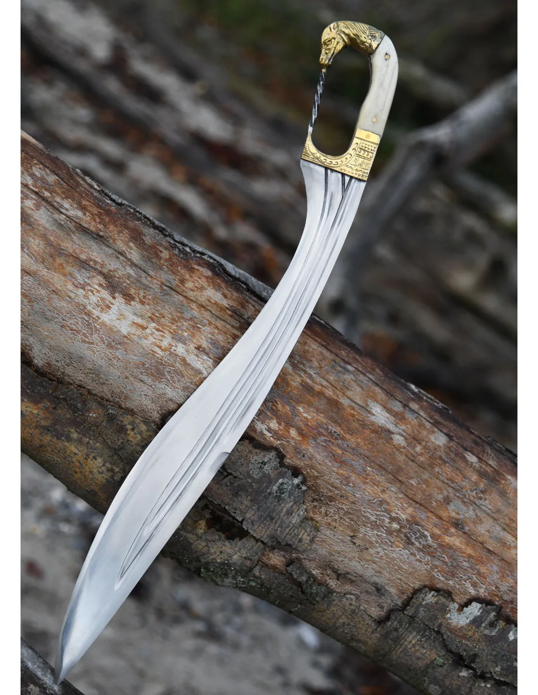FALCATA, KOPIS CON CUCHILLO, MANGO CABEZA CABALLO, S. IVIII A.C.
