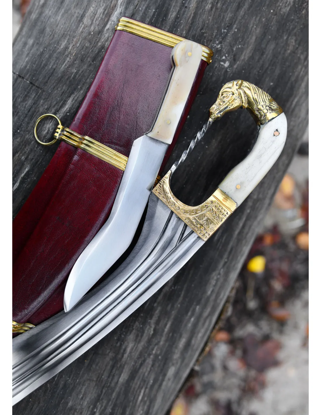 FALCATA, KOPIS CON CUCHILLO, MANGO CABEZA CABALLO, S. IVIII A.C.