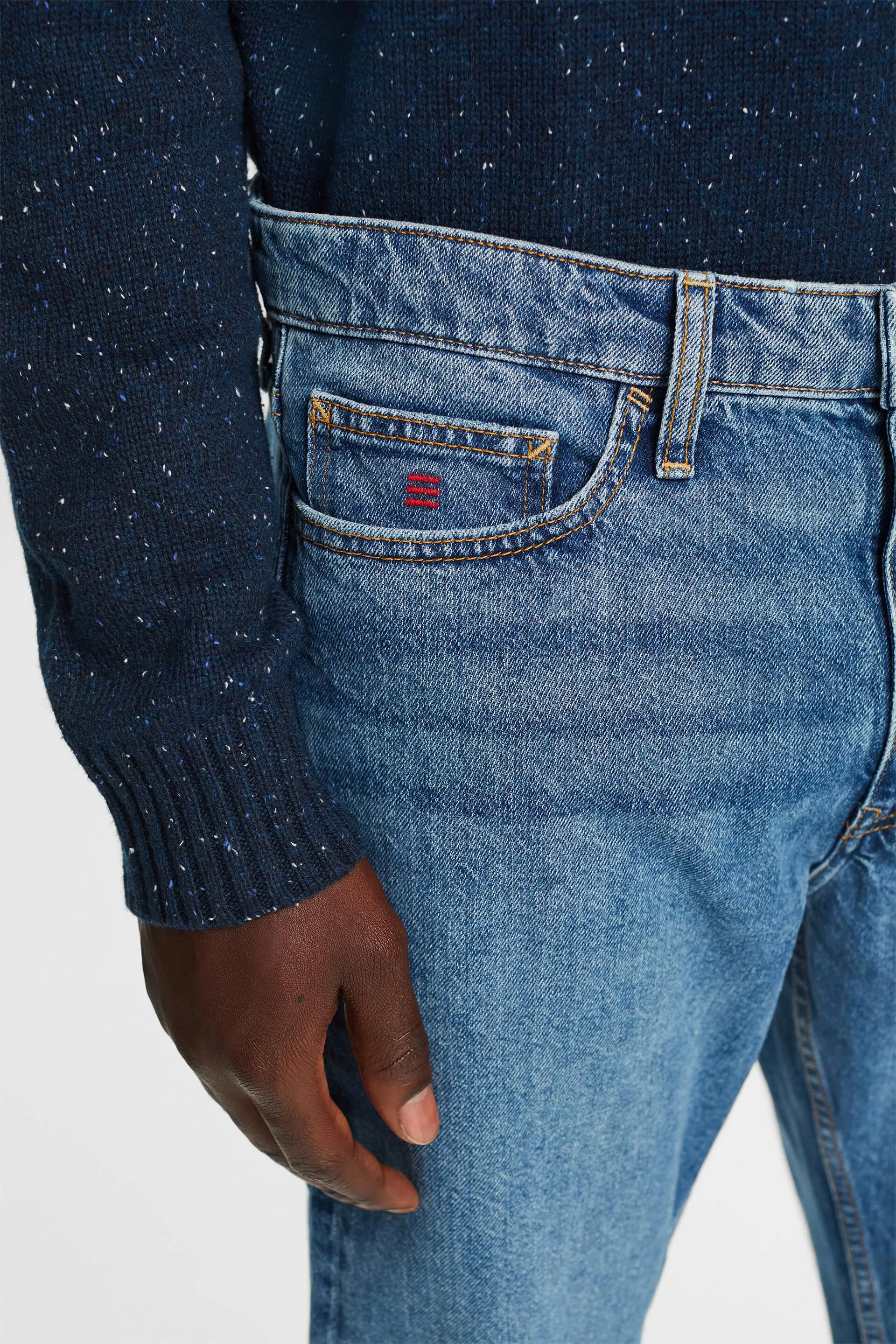 JEANS MIDRISE STRAIGHT FIT