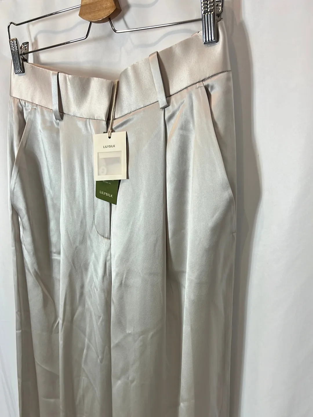 LILYSILK PANTALóN FLUIDO GRIS PERLA T.36