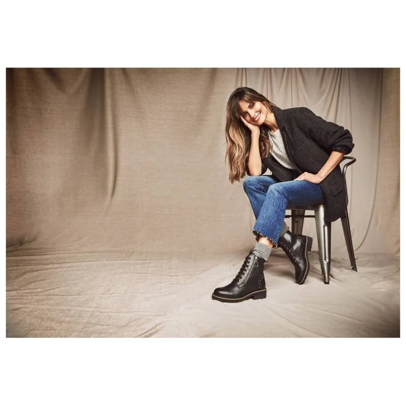 PIKOLINOS VICAR W0V8610 NEGRO, GRANATE Y HIELO. BOTA PLANA CORDONES MUJER